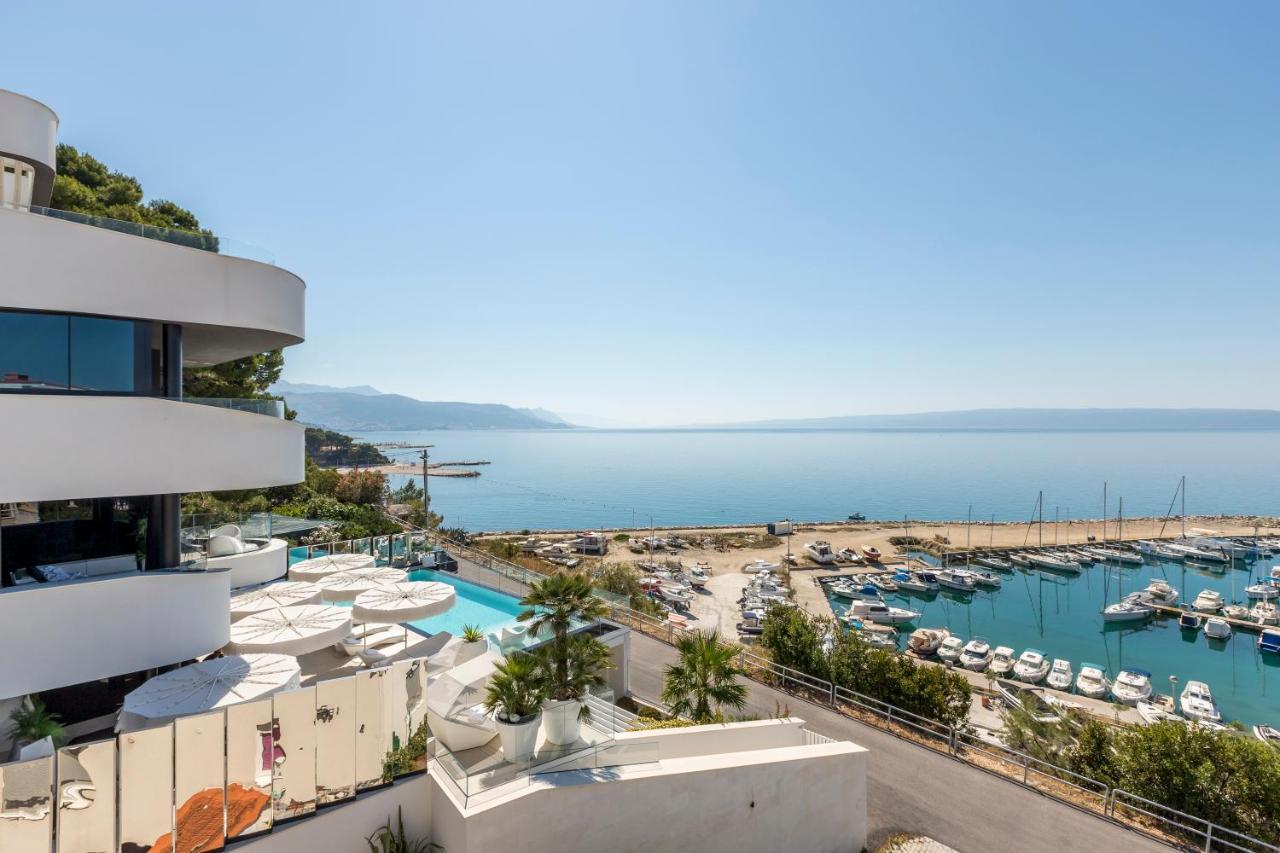 Seaside Penthouse With Hot Tub Sky Living Apartament Split