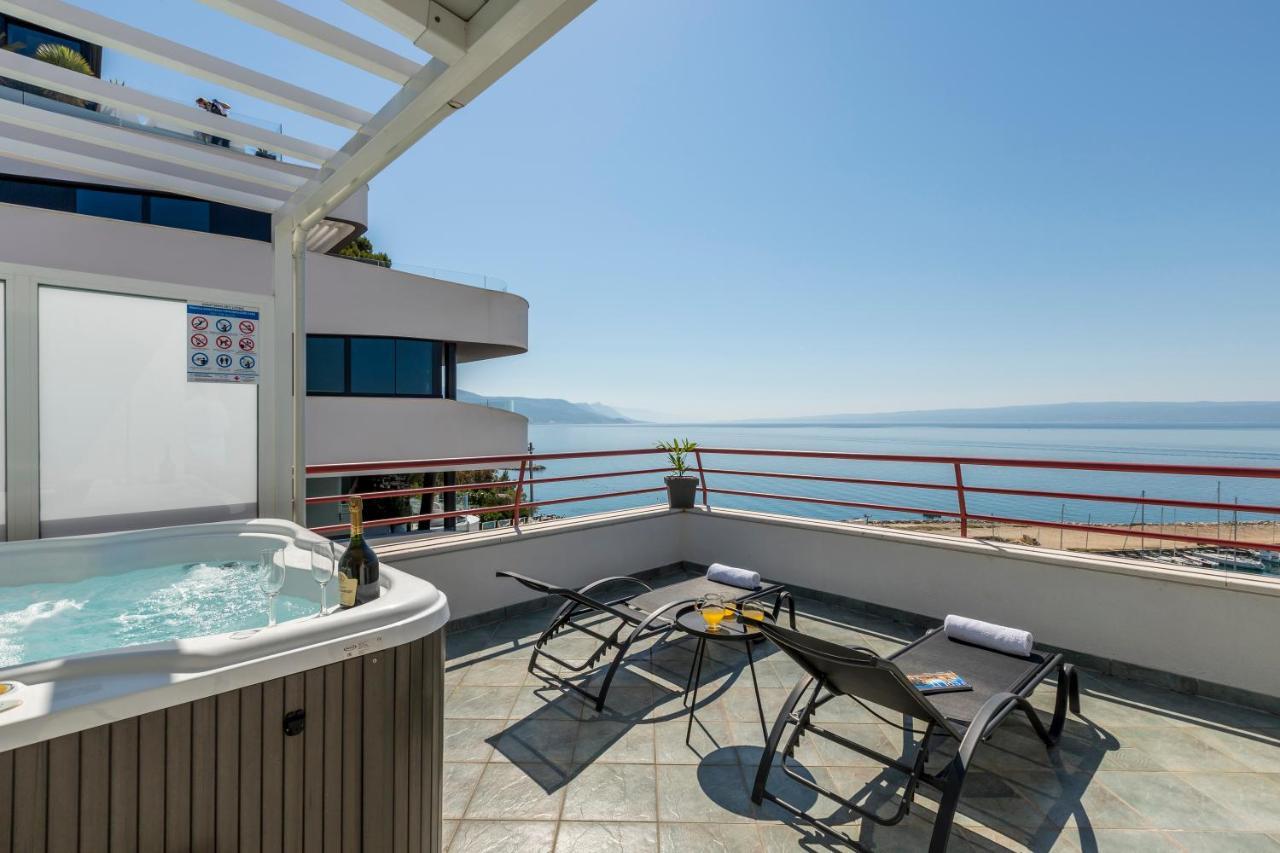 Seaside Penthouse With Hot Tub Sky Living Apartament *