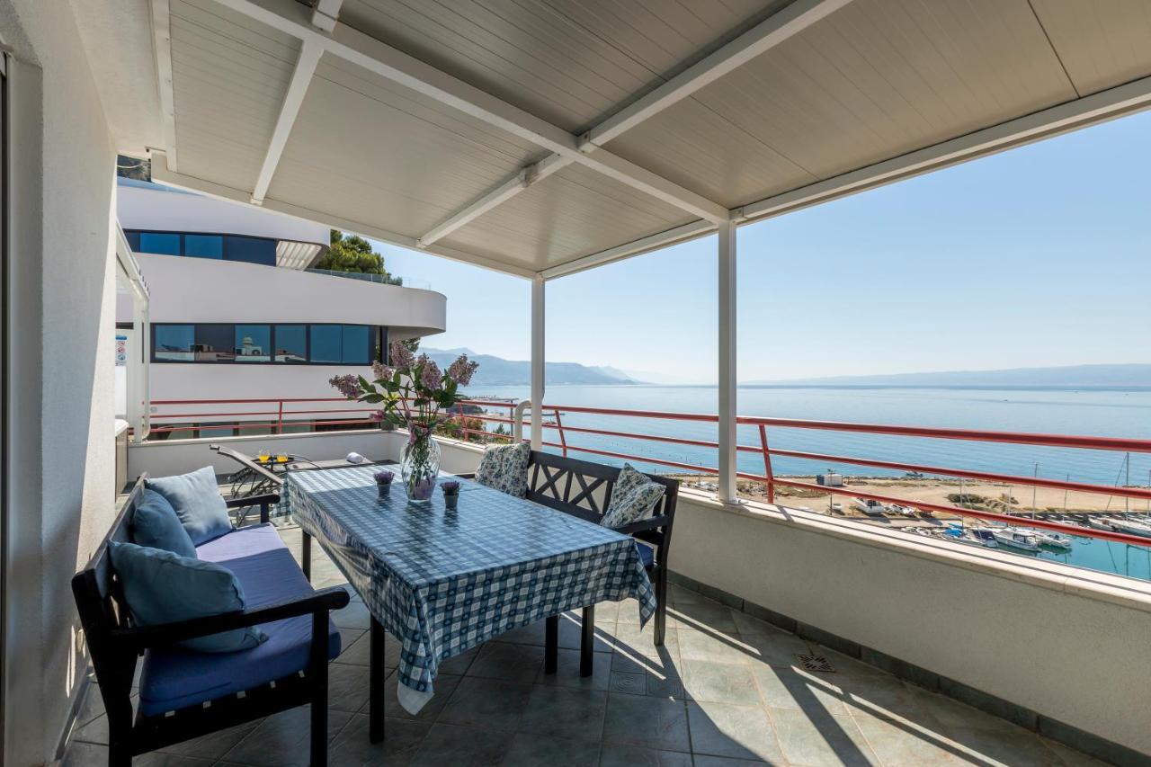 Seaside Penthouse With Hot Tub Sky Living Apartament